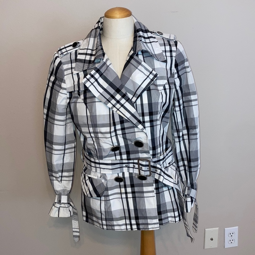 Super Cute Plaid Jacket